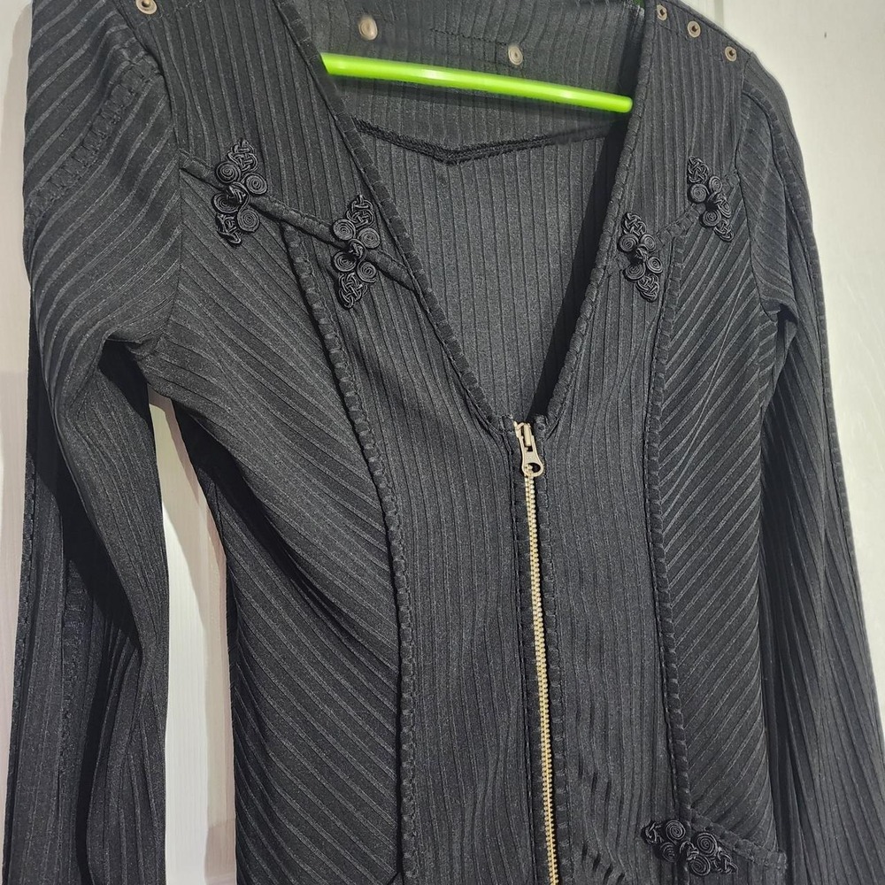 Black Vintage Gothic Zip Up Jacket - Picture 3 of 6